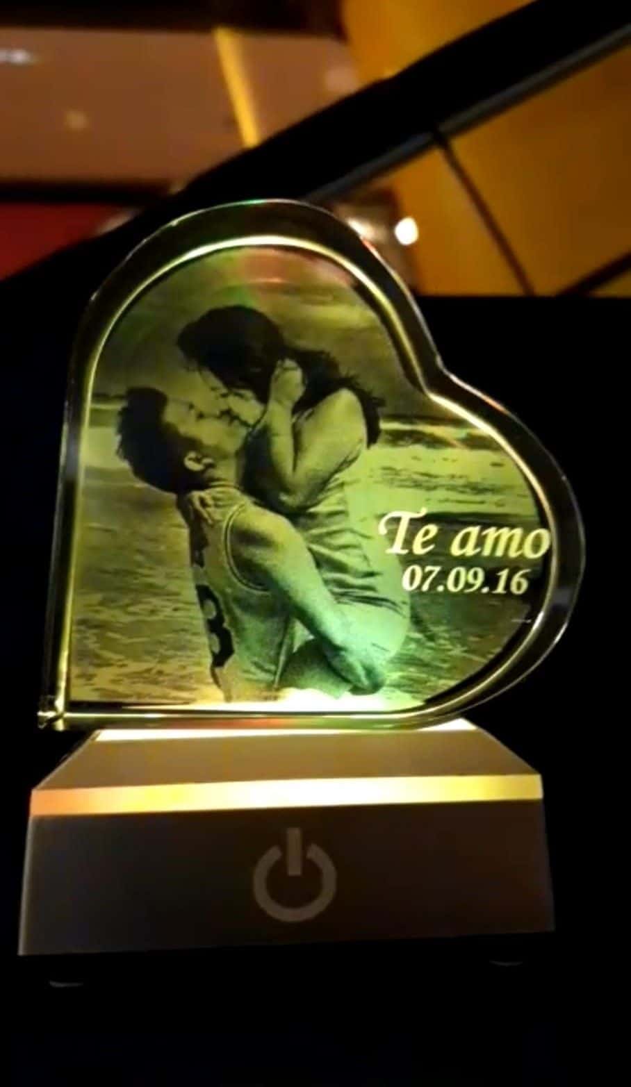 CORAZÓN PEQUEÑO - INCLUYE BASE LUMINOSA