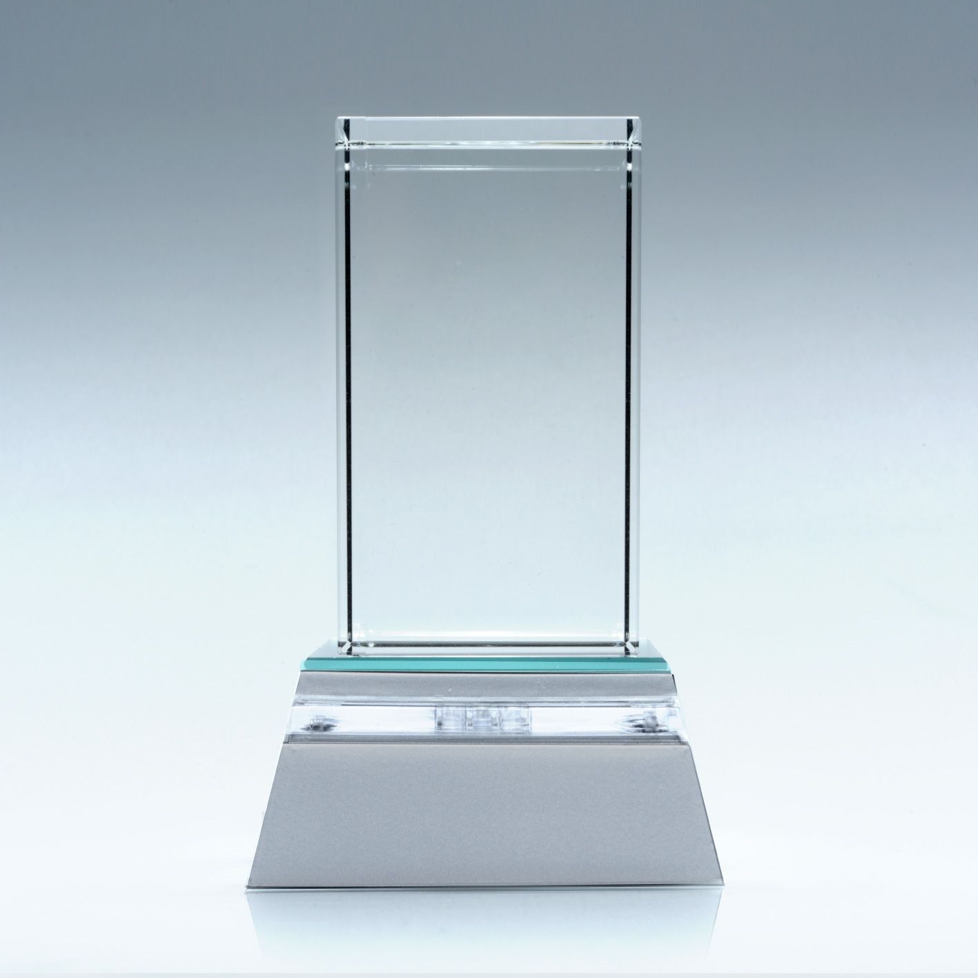 Cubo Pequeño de Cristal con base luminosa de Barcelona Crystal.