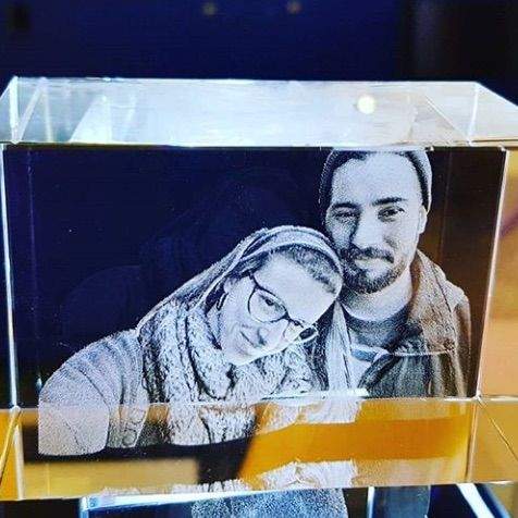 CUBO PEQUEÑO - INCLUYE BASE LUMINOSA