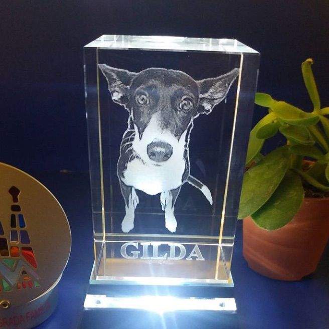 CUBO PEQUEÑO - INCLUYE BASE LUMINOSA