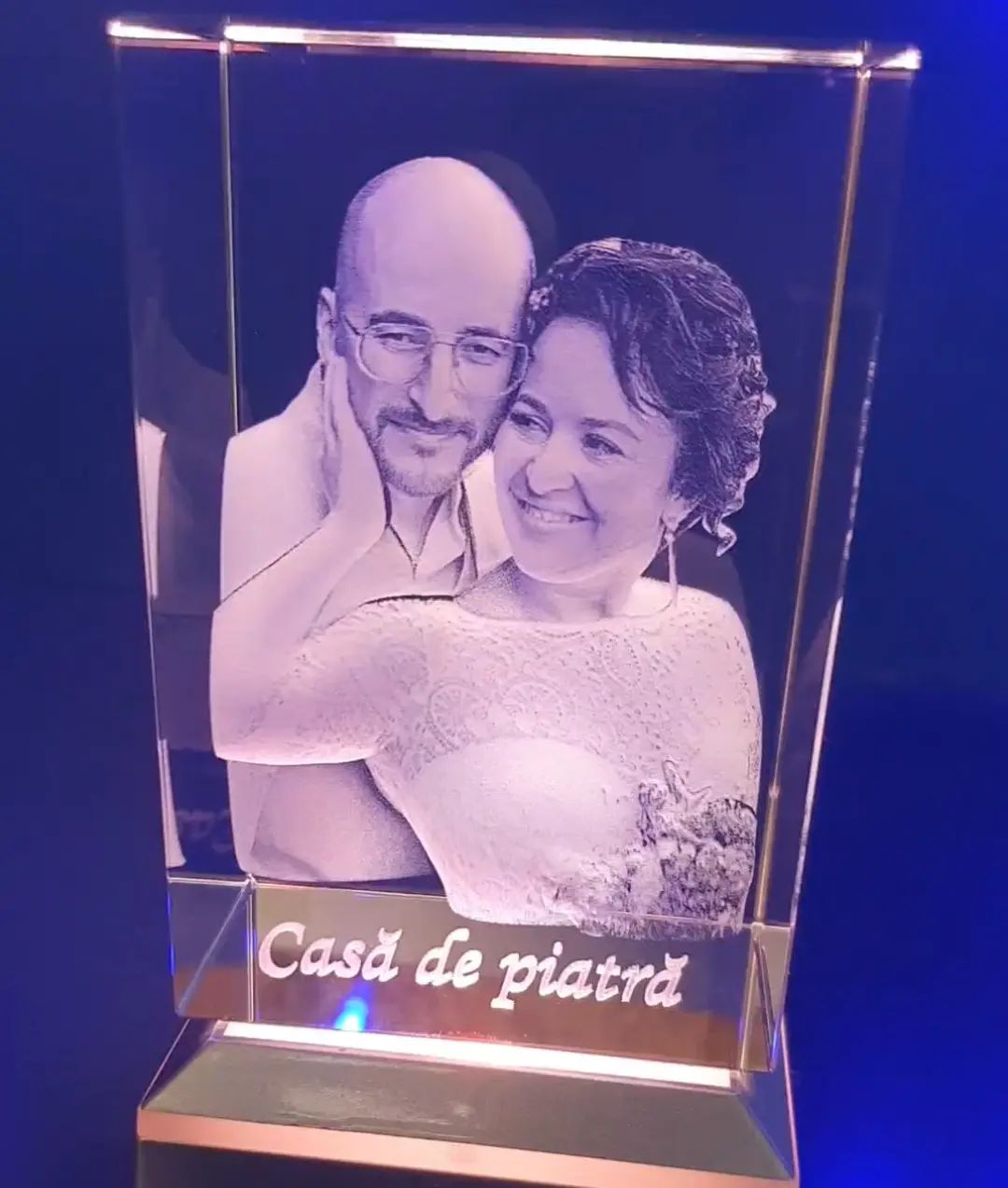 Cristal personalizado grabado con láser 3D para boda con foto de pareja y frase Casa de piatra